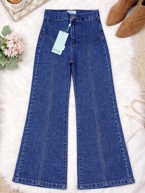 Revice Rollergirl Flare Jeans NWT Size 3 High Rise Vintage Style Bell Bottom